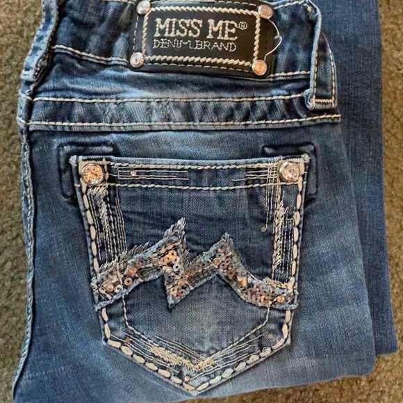 miss me jeans size 25 is what size